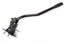 Рычаг включения пониженной/повышенной передачи D2. D4