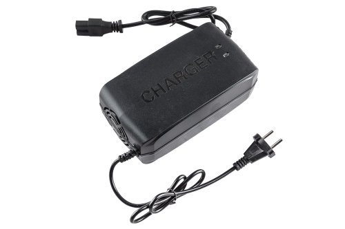 Зарядное устройство Rutrike для аккумуляторов 60V32Ah 3,8A 