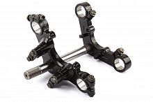 Колонка рулевая, траверса, в сборе D1